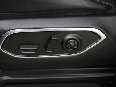 Used 2023 Jeep Wagoneer Series II AWD/4WD image 26