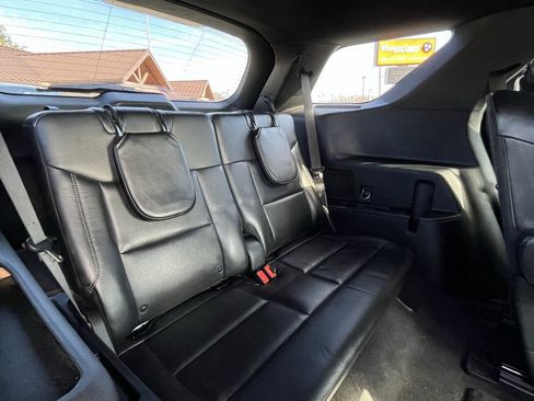 Used 2020 Ford Explorer XLT w/ Equipment Group 202A image 24