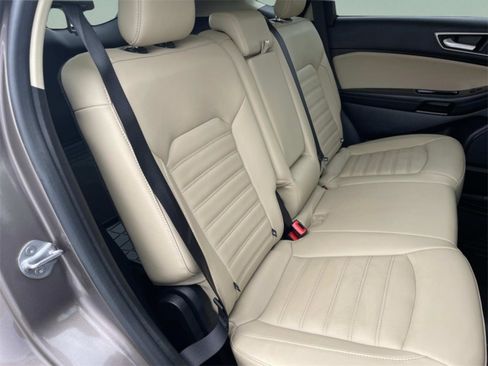 Used 2019 Ford Edge SEL w/ Equipment Group 201A image 25