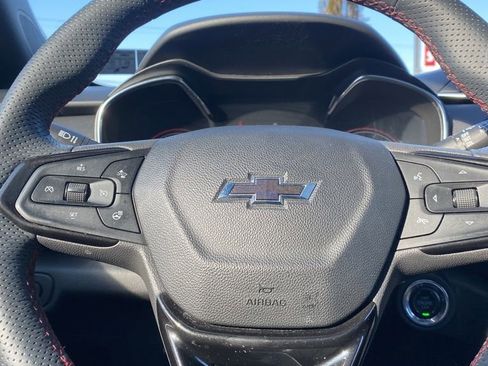 Used 2023 Chevrolet TrailBlazer RS w/ Sun and Liftgate Package image 39