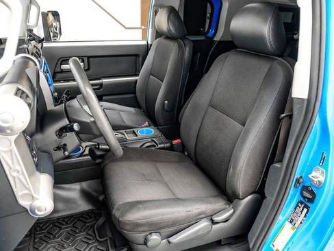 Used 2007 Toyota FJ Cruiser 4WD image 24