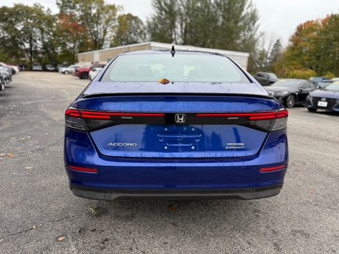 Used 2024 Honda Accord Sport image 4