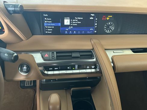 Used 2022 Lexus LC 500 Convertible image 23