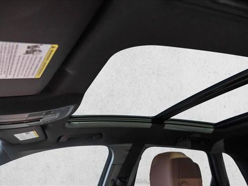 Used 2021 Audi Q3 2.0T Premium Plus w/ Premium Plus Package image 11