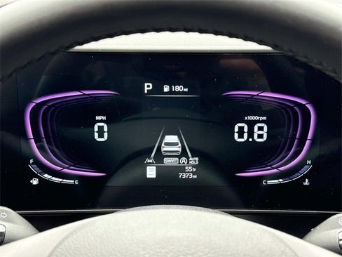 Used 2025 Kia Sportage EX w/ Premium Package image 28