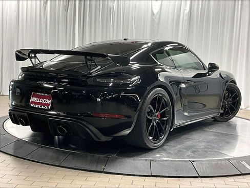 Used 2021 Porsche 718 Cayman GT4 image 10
