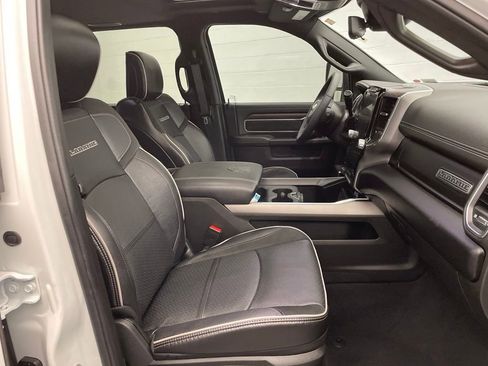 Certified 2025 RAM 2500 Laramie w/ Night Edition AWD/4WD image 28