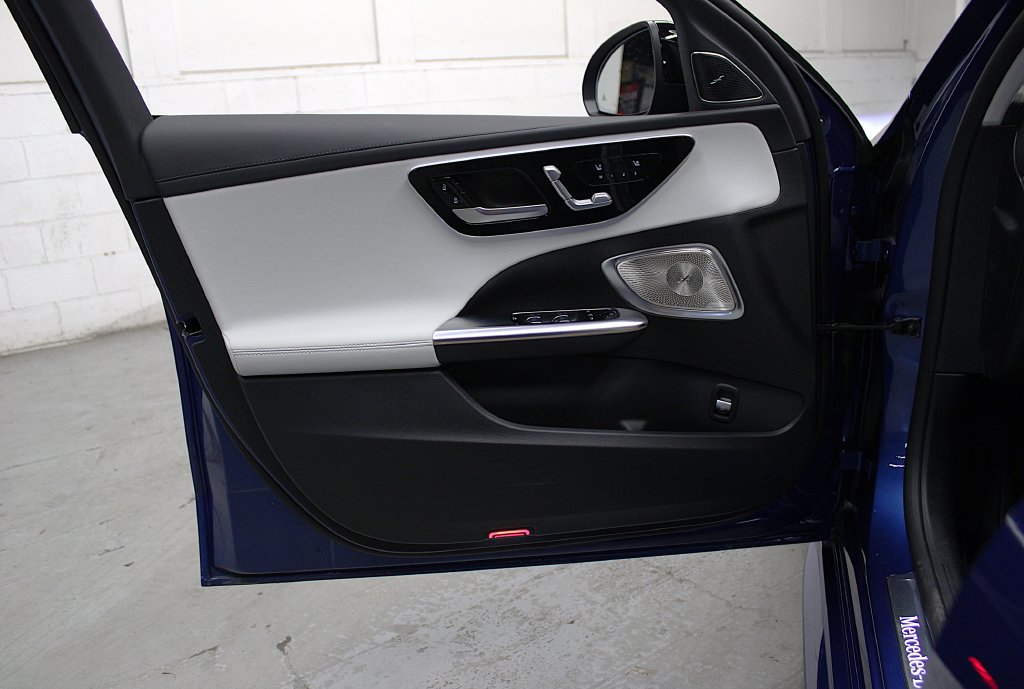 Used 2026 Mercedes-Benz C 300 4MATIC Sedan image 29