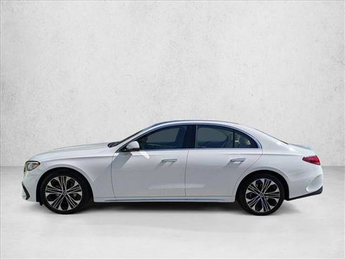 New 2026 Mercedes-Benz E 350 4MATIC Sedan image 5