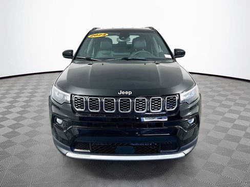Used 2024 Jeep Compass Limited AWD/4WD image 4