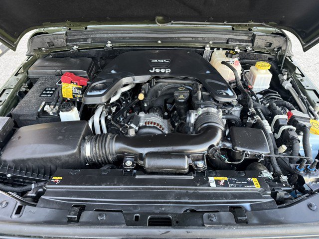 Used 2021 Jeep Gladiator Sport AWD/4WD image 18