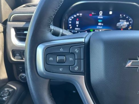 Used 2022 Chevrolet Tahoe Z71 w/ Luxury Package AWD/4WD image 24