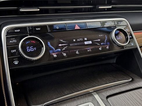 Used 2021 Genesis GV80 3.5T Advanced + image 17