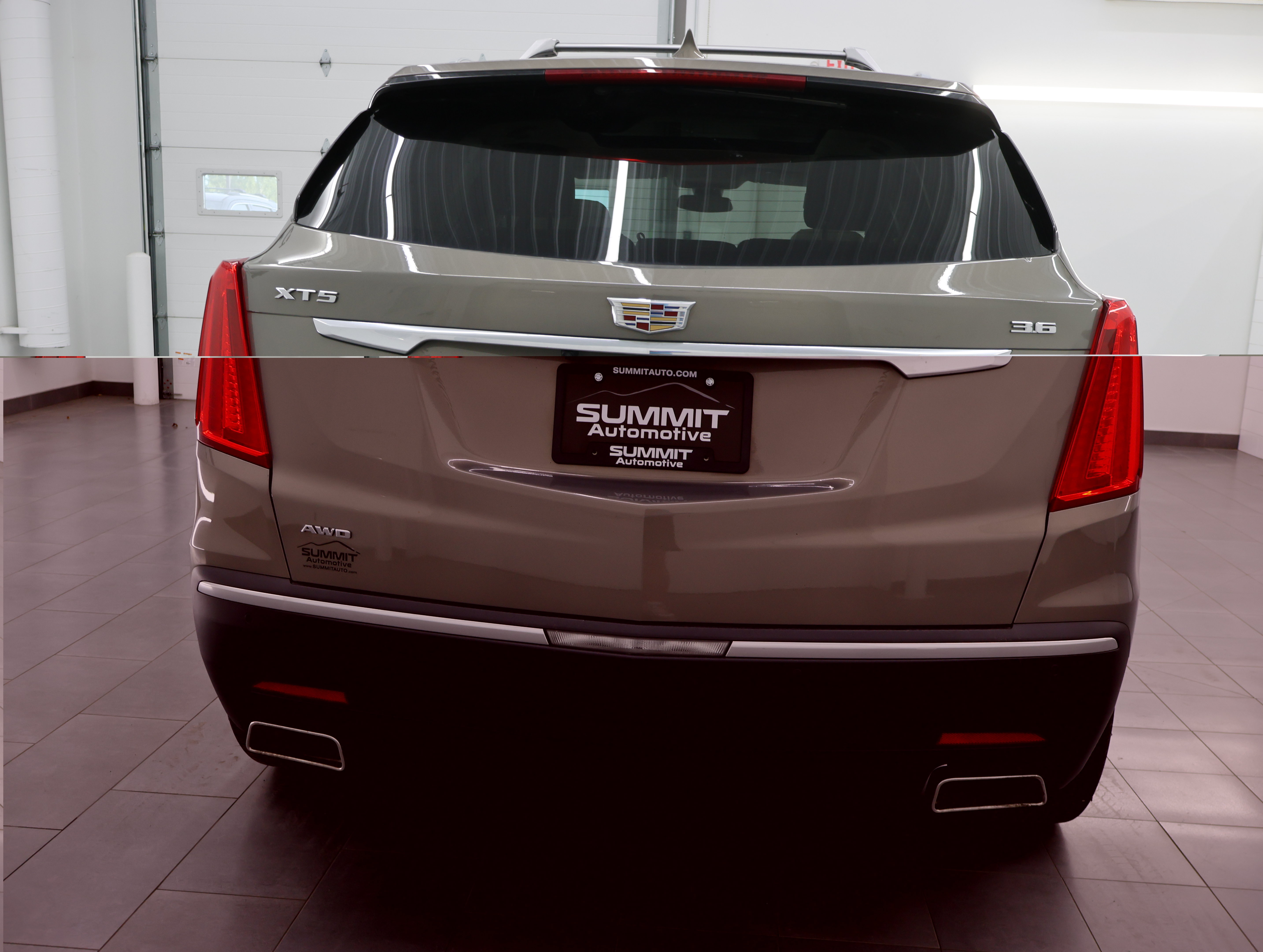 Used 2017 Cadillac XT5 Premium Luxury AWD/4WD image 26