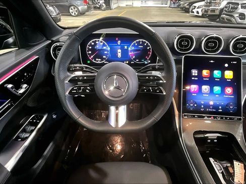 Used 2025 Mercedes-Benz C 300 4MATIC Sedan image 6
