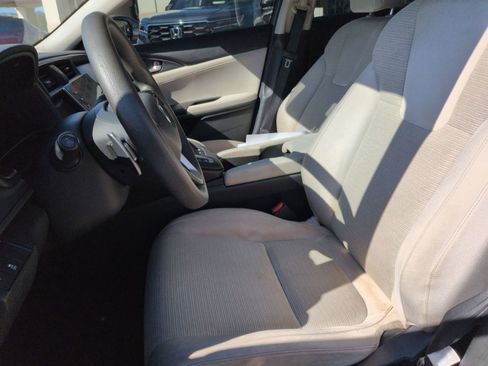 Used 2019 Honda Insight EX image 25