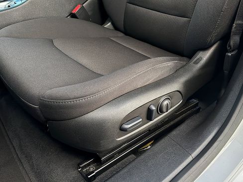 Used 2024 Chevrolet Malibu LT FWD image 27