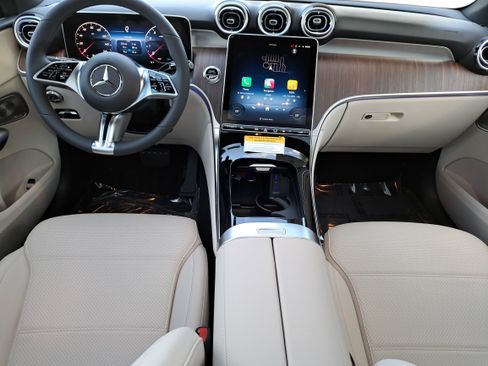 New 2026 Mercedes-Benz GLC 300 4MATIC image 9