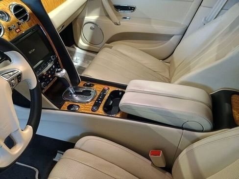 Used 2015 Bentley Flying Spur V8 AWD/4WD image 16