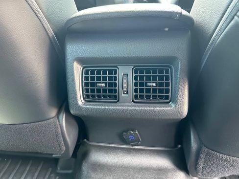 Used 2021 Toyota Camry XSE FWD image 39