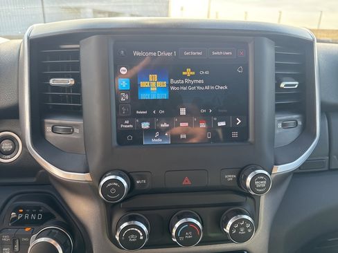 Used 2024 RAM 2500 Big Horn w/ Bed Utility Group image 14