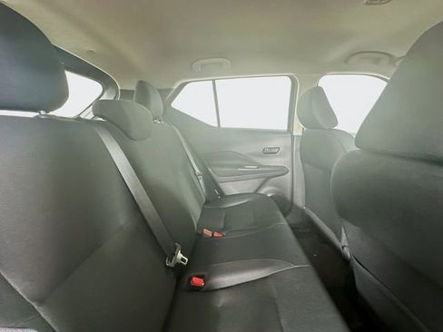 Certified 2025 Nissan Kicks Play S image 25