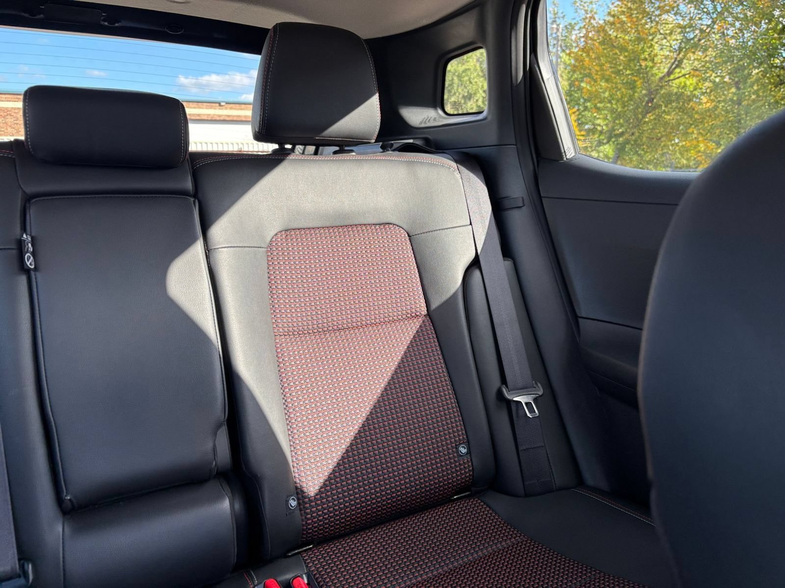 Used 2026 Nissan Kicks SR FWD image 35