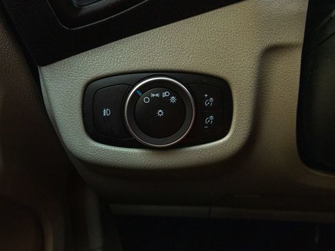 Used 2022 Ford Transit Connect XLT FWD image 22
