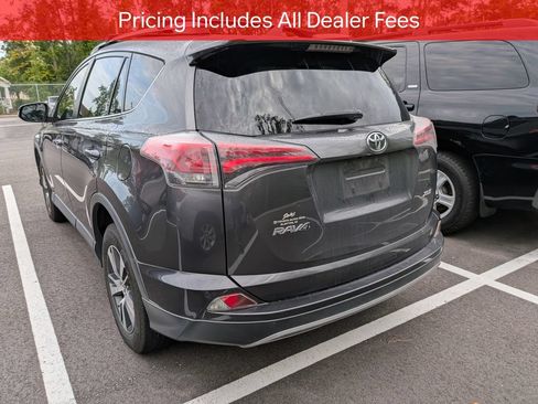 Used 2018 Toyota RAV4 XLE FWD image 5