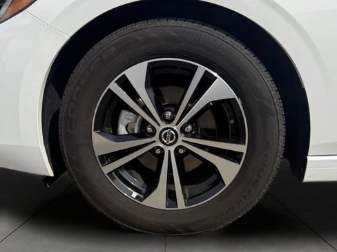 Used 2023 Nissan Sentra SV FWD image 7
