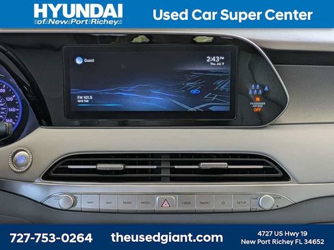 Used 2022 Hyundai Palisade SEL w/ Premium Package FWD image 22