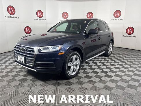 Used 2018 Audi Q5 2.0T Premium Plus w/ Premium Plus Package image 3