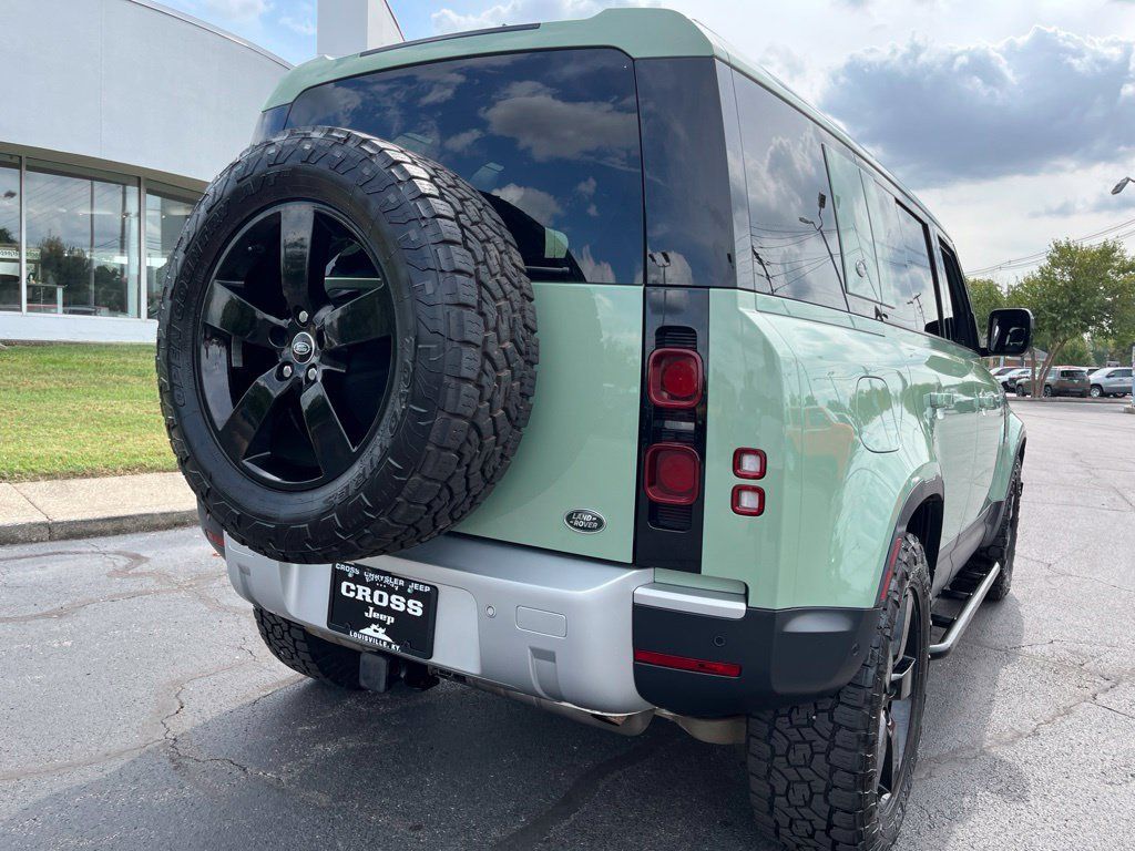 Used 2023 Land Rover Defender 110 75th Limited Edition AWD/4WD image 45