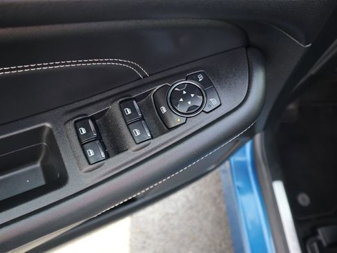 Used 2024 Ford Edge Titanium image 18