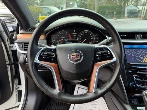 Used 2015 Cadillac XTS Premium AWD/4WD image 30