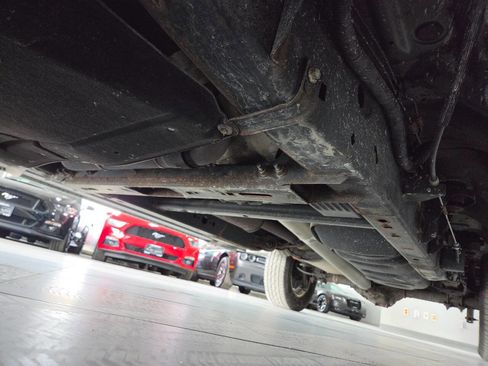 Used 2017 Ford F150 XLT w/ Equipment Group 302A Luxury image 15