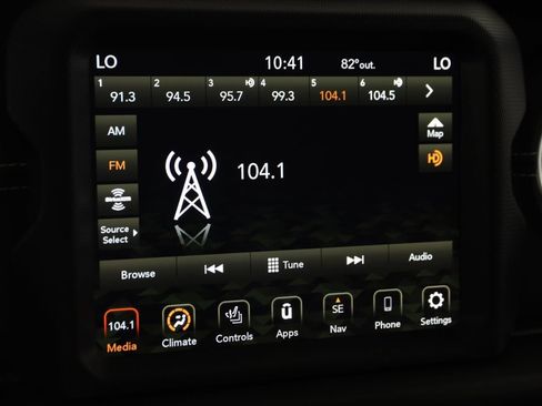 Used 2022 Jeep Wrangler Unlimited Sahara w/ Cold Weather Group image 34