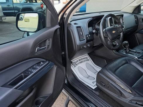 Used 2018 Chevrolet Colorado Z71 w/ Z71 Midnight Edition AWD/4WD image 14