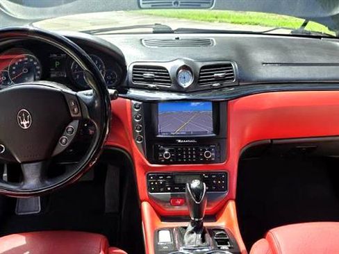 Used 2010 Maserati GranTurismo Coupe image 6