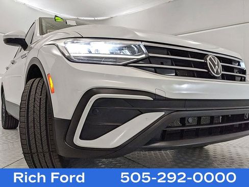 Used 2022 Volkswagen Tiguan SE image 23
