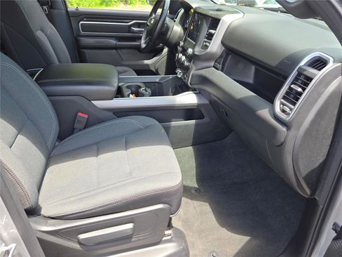 Used 2022 RAM 1500 Big Horn AWD/4WD image 5