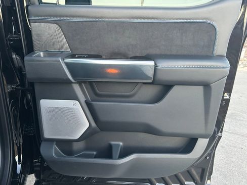 Used 2025 Ford F450 Platinum image 30