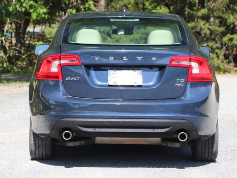Used 2013 Volvo S60 T5 AWD/4WD image 4