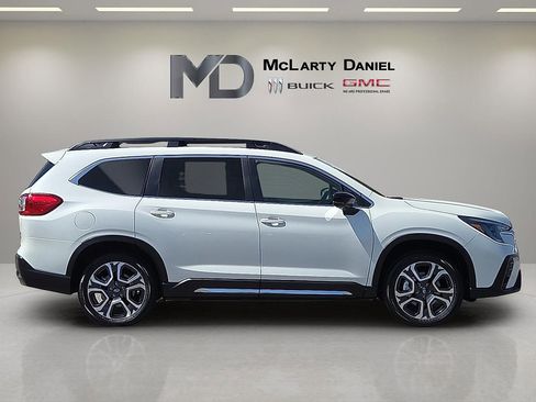 Used 2026 Subaru Ascent Limited image 6