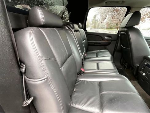 Used 2008 Chevrolet Avalanche LTZ image 26