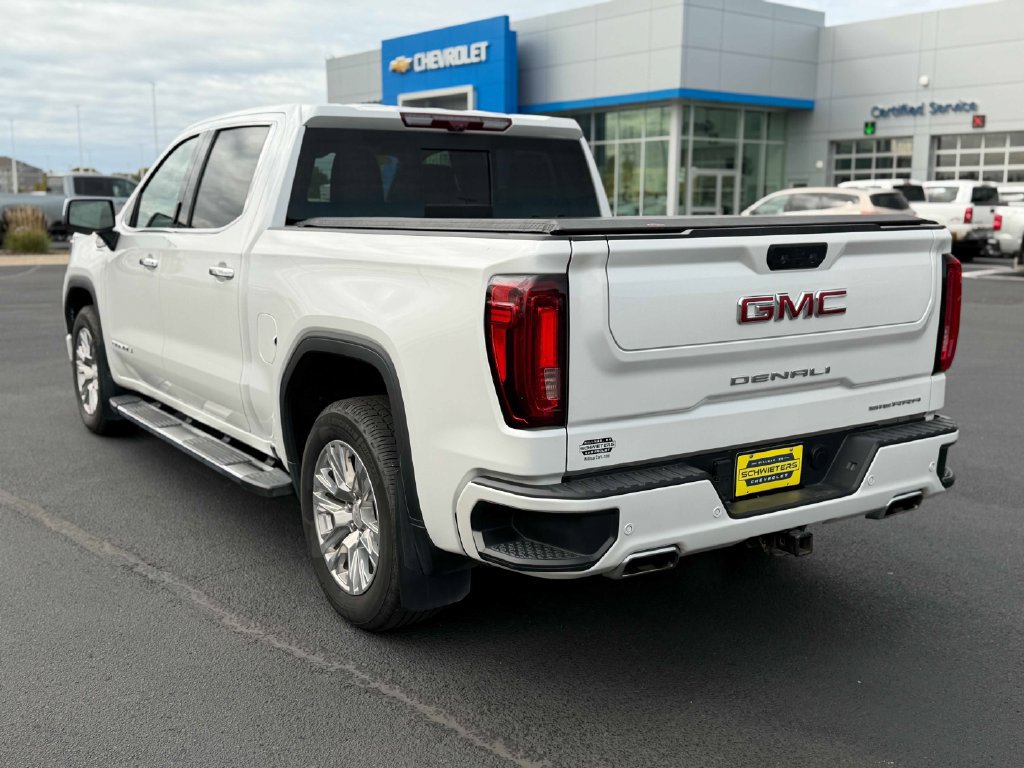 Used 2022 GMC Sierra 1500 Denali w/ Technology Package AWD/4WD image 9