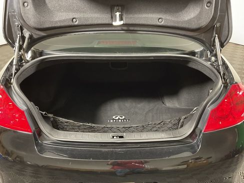 Used 2013 INFINITI G37 Journey RWD image 13