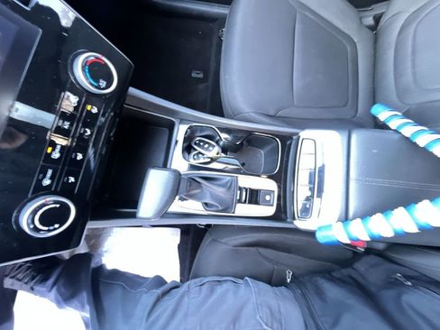 Used 2022 Hyundai Tucson SEL image 19