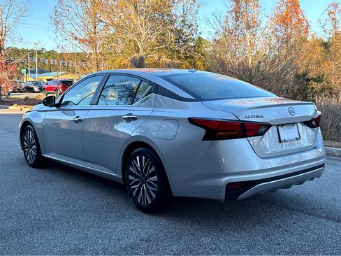 Certified 2024 Nissan Altima 2.5 SV image 30