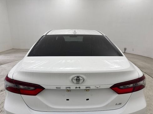 Used 2022 Toyota Camry LE FWD image 23